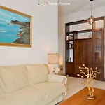 Giuly House, Terre Marine 아파트 레 그라치에